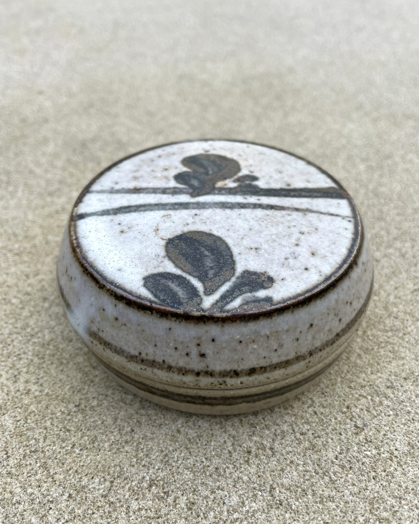 Early John Maltby Lidded Dish – Stonehill Pottery